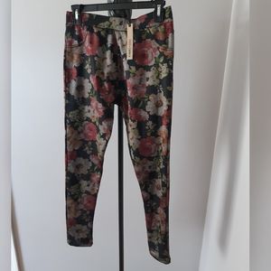 🍁Coco + Carmen flower Boutique Leggings